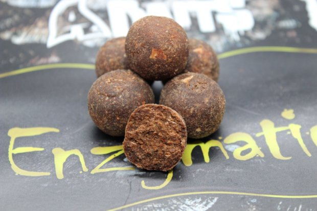 A - Baits - Enzymatic Black GLM 20mm 5kg